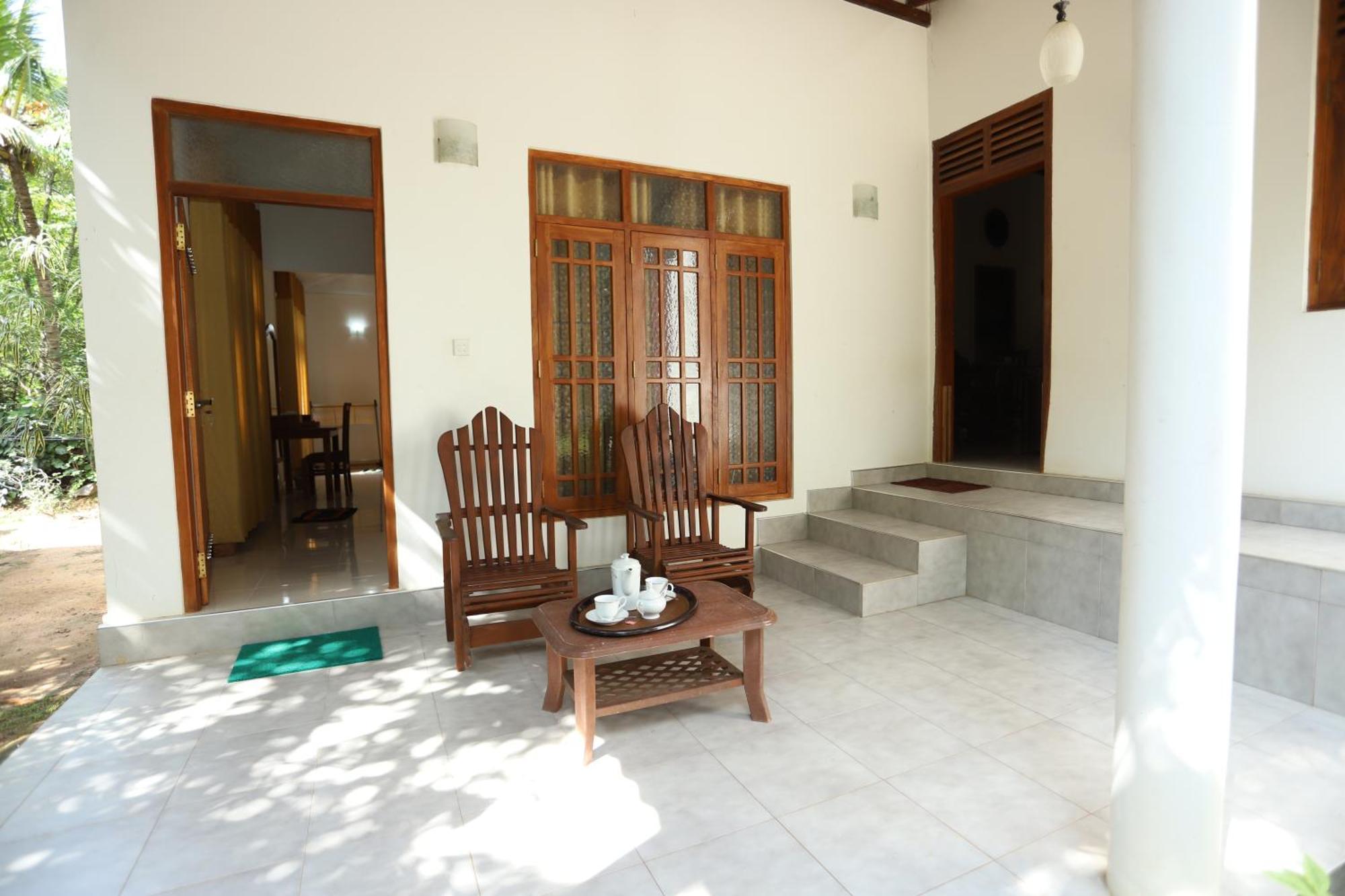Serene Home Stay Удавалаве Экстерьер фото